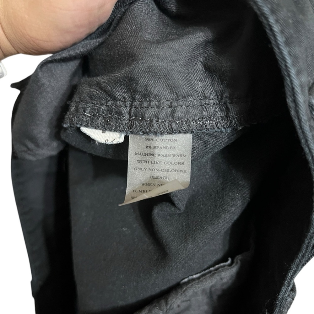 Ann Taylor Black Dress Slack Cuffed Shorts Women Size 10 - Picture 4 of 4